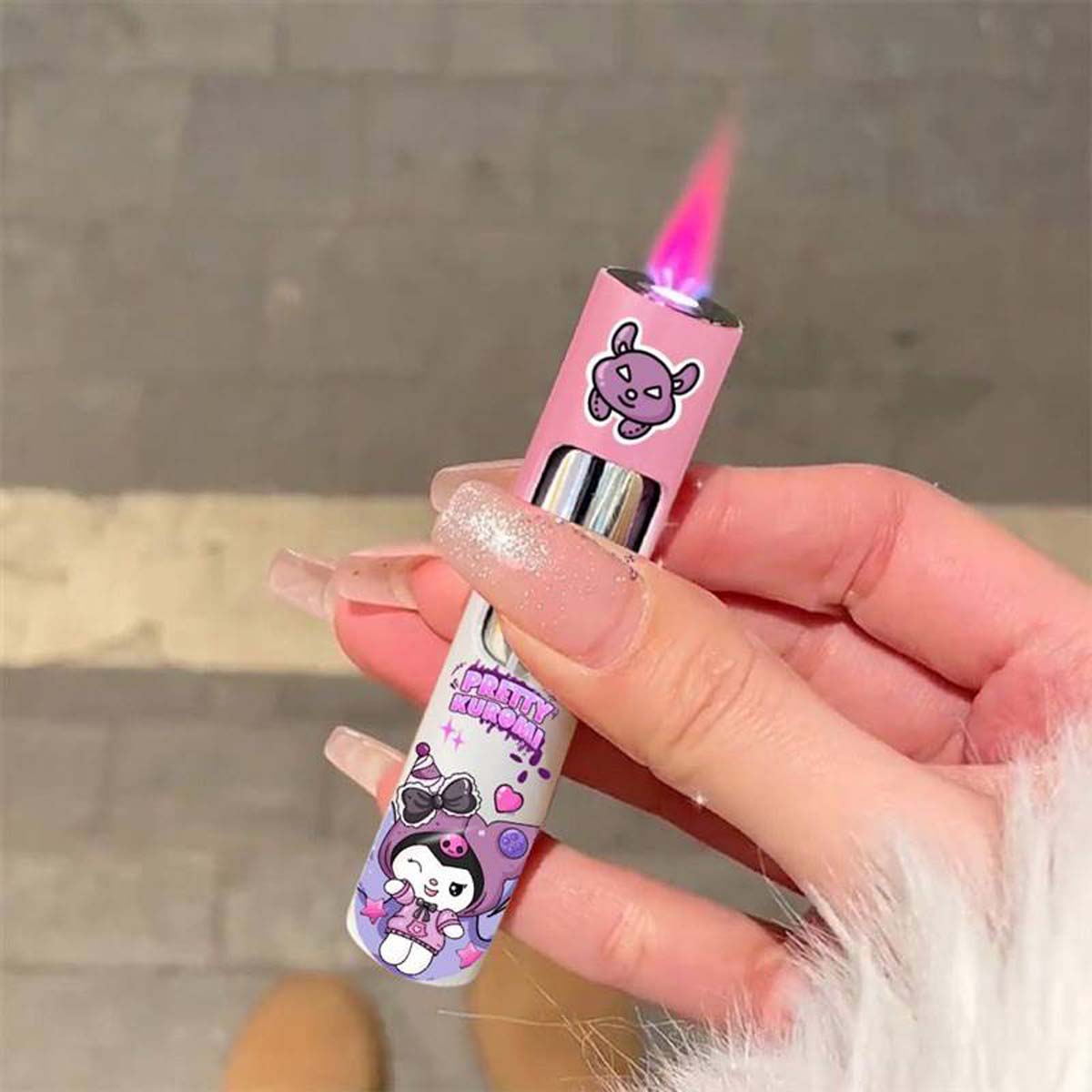 Sweet and Cute Creative Cartoon Lighter, Portable Pink Flame Cylinder Lighter Refillable Lighter