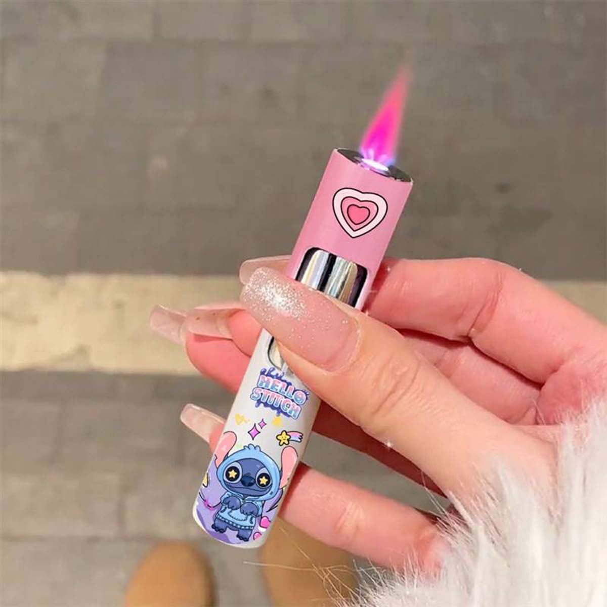 Sweet and Cute Creative Cartoon Lighter, Portable Pink Flame Cylinder Lighter Refillable Lighter