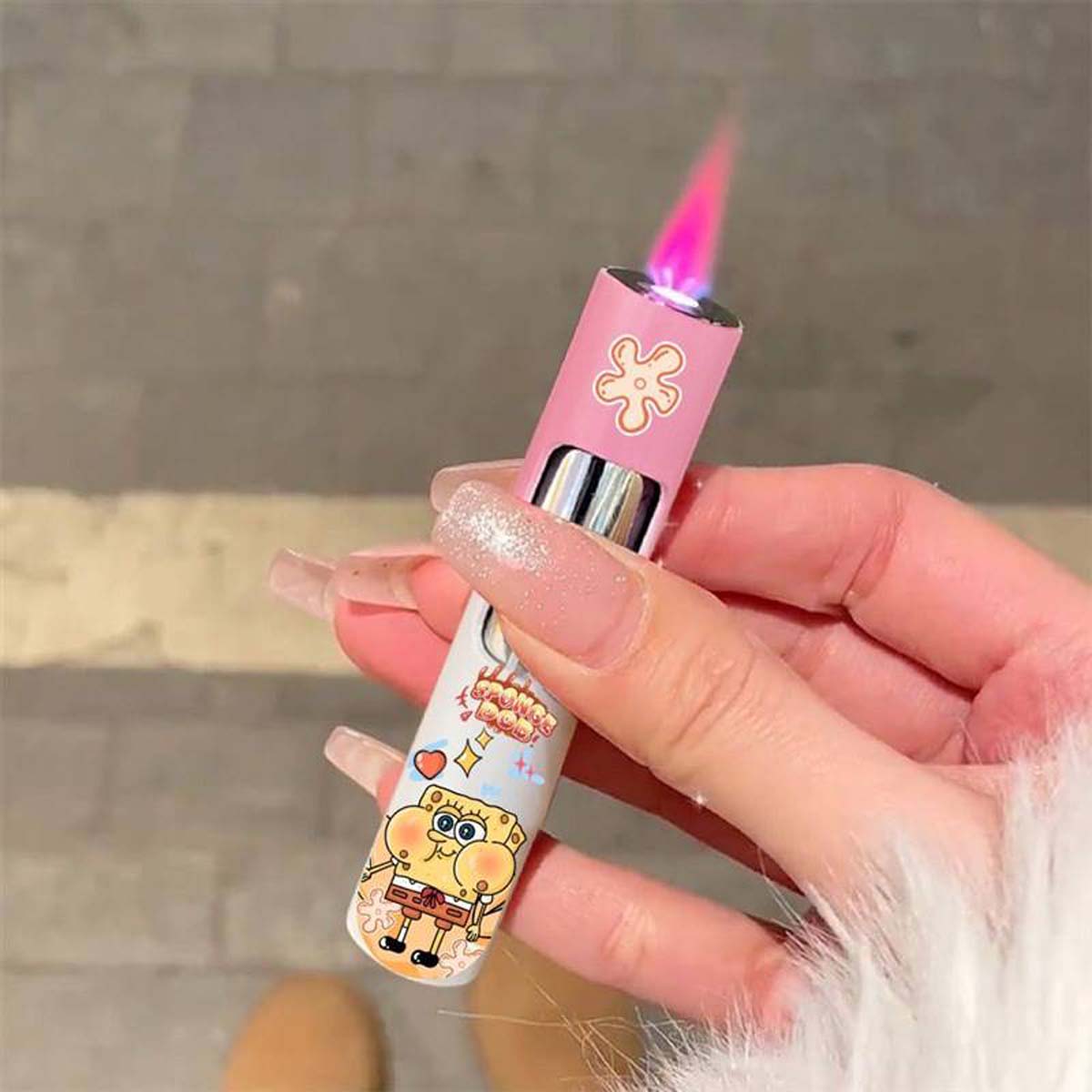 Sweet and Cute Creative Cartoon Lighter, Portable Pink Flame Cylinder Lighter Refillable Lighter